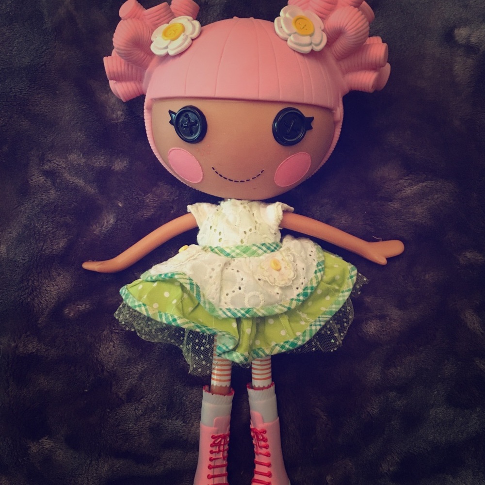 Lalaloopsy doll blossom flowerpot